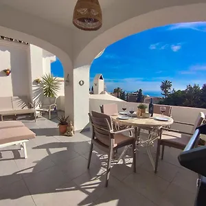 Apartamento Beautiful With Amazing Sea View, Nerja